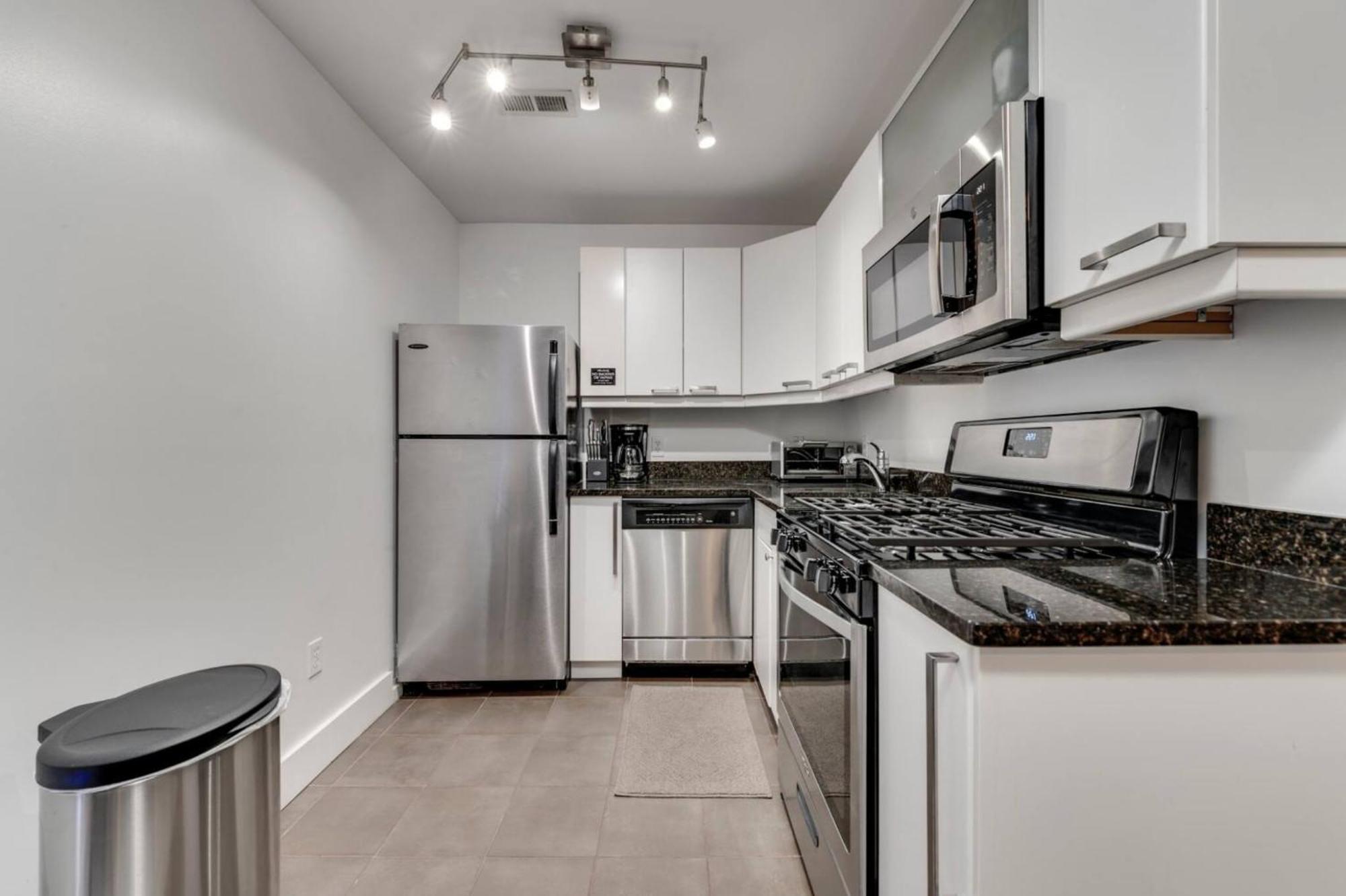 Charming 2Bd1Ba In Hip Area - Near Metro Apartment Washington Exterior photo